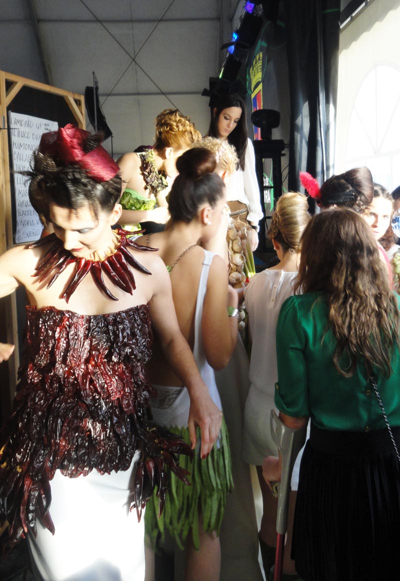 Desfile de Moda con Hortalizas