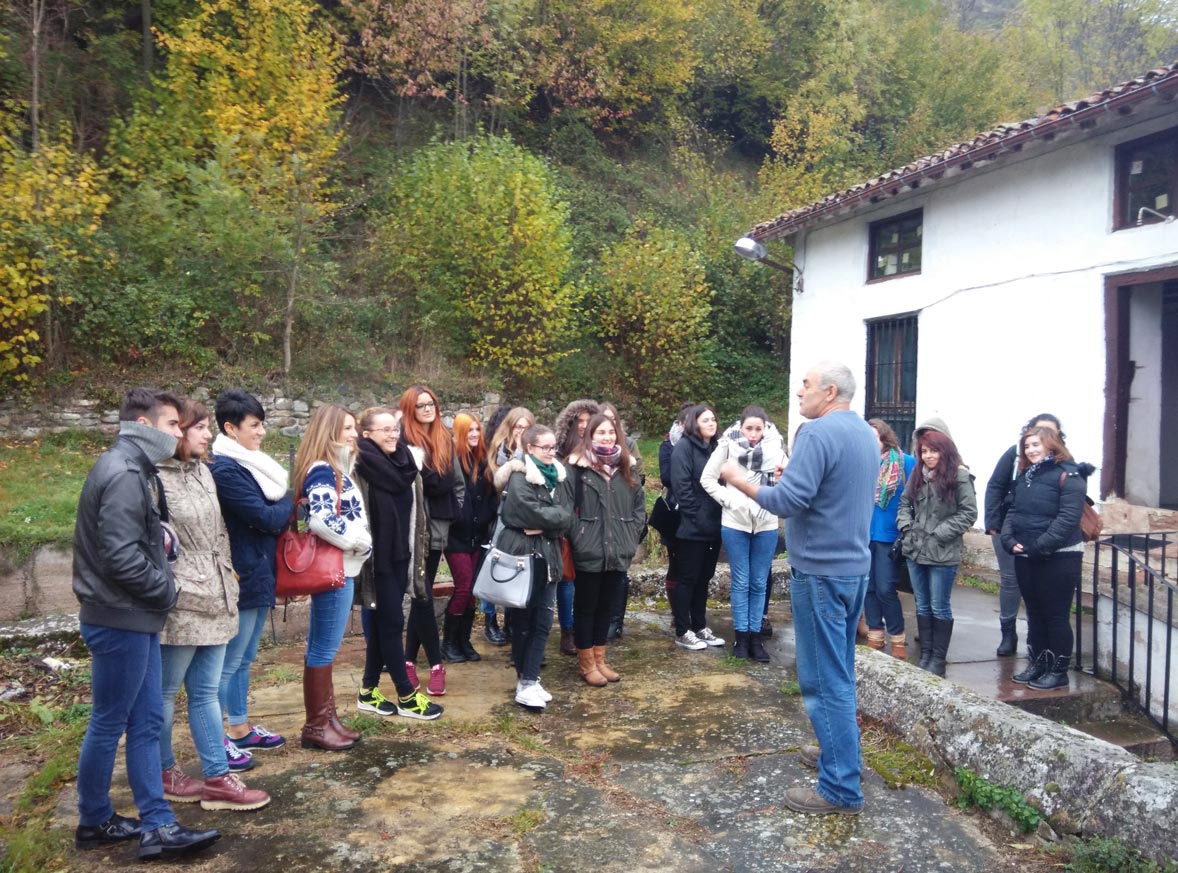 Visita de 2 de Moda a Mantas Ezcaray