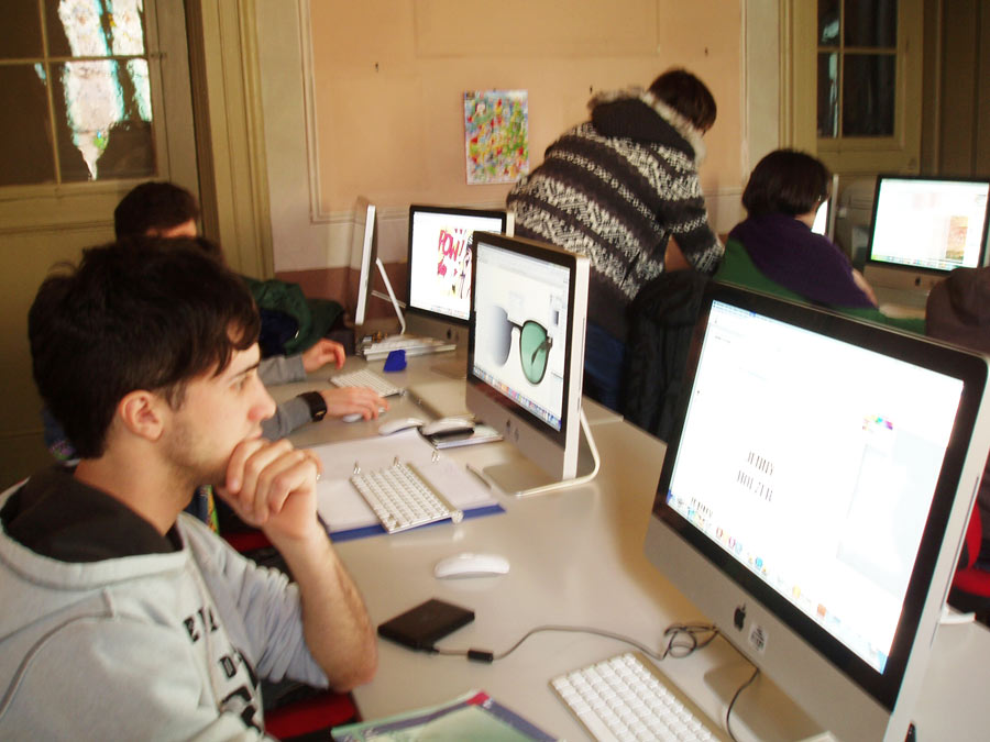 Diseño gráfico versus arte contemporáneo