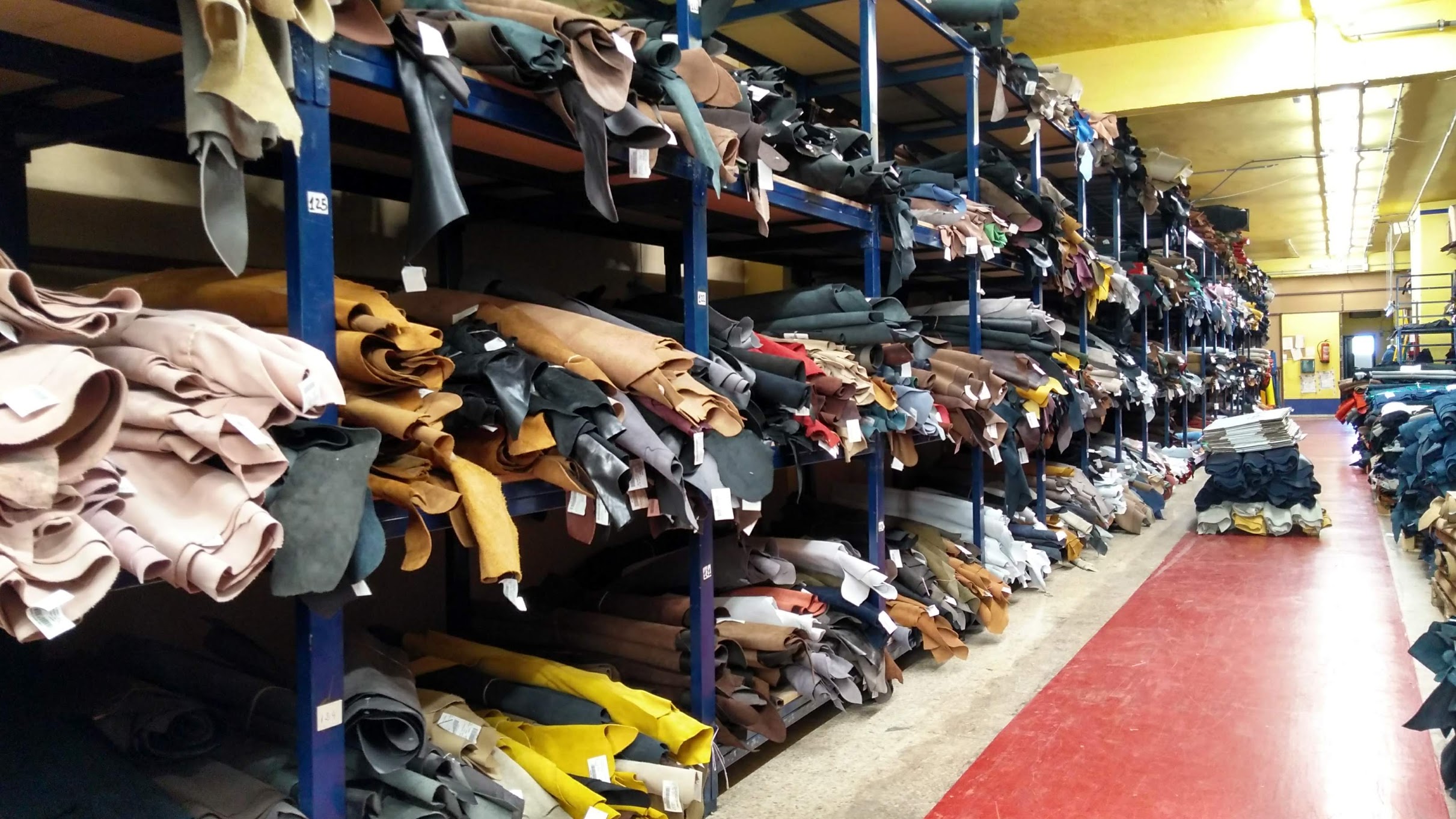 El Máster de Calzado visita Callaghan y el Centro Tecnológico