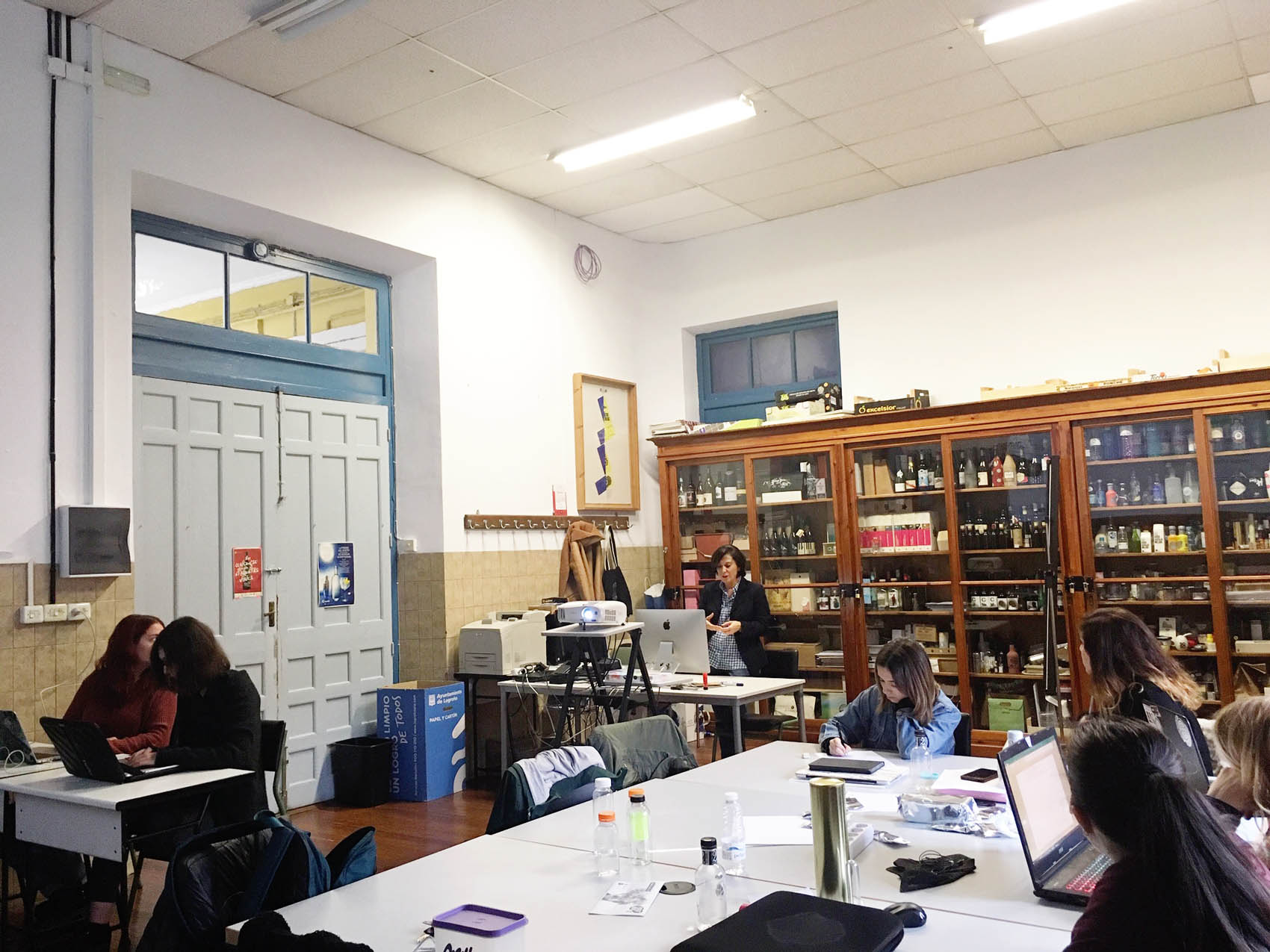 Clase magistral de etiquetado para el Máster de Packaging