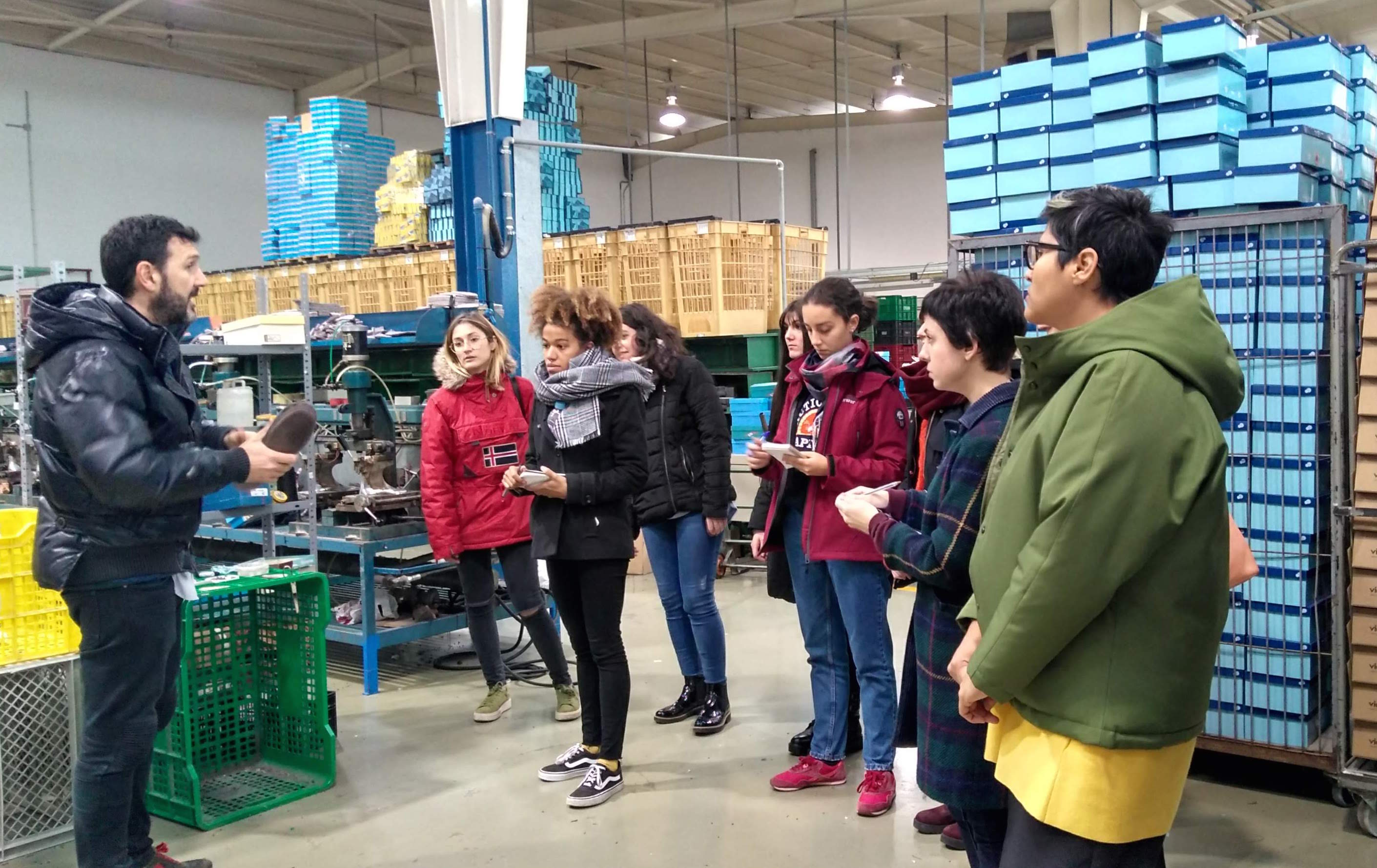 El Máster de Calzado visita la fábrica Cruan