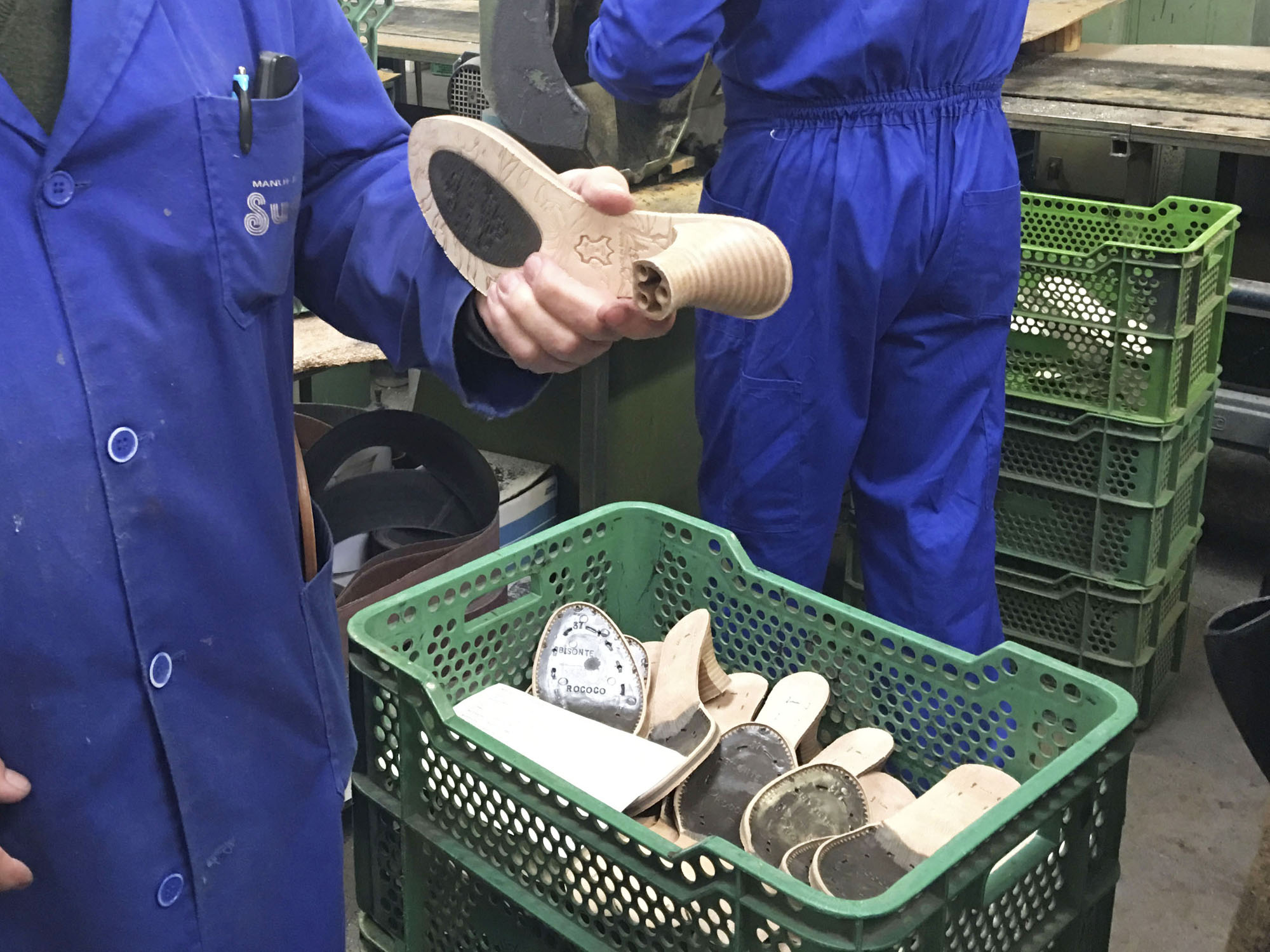 El Máster de Calzado visita varias fábricas en Arnedo