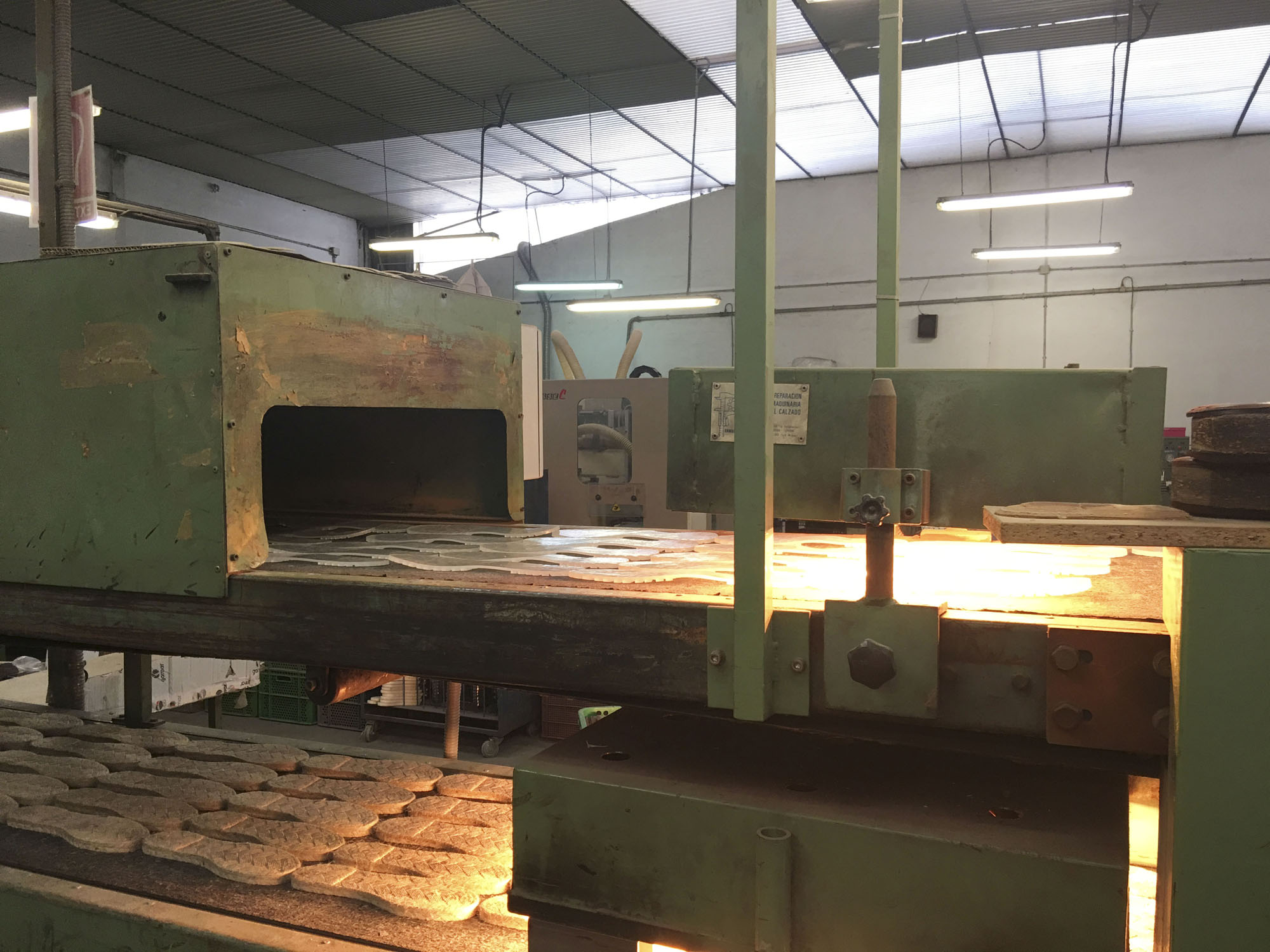 El Máster de Calzado visita varias fábricas en Arnedo