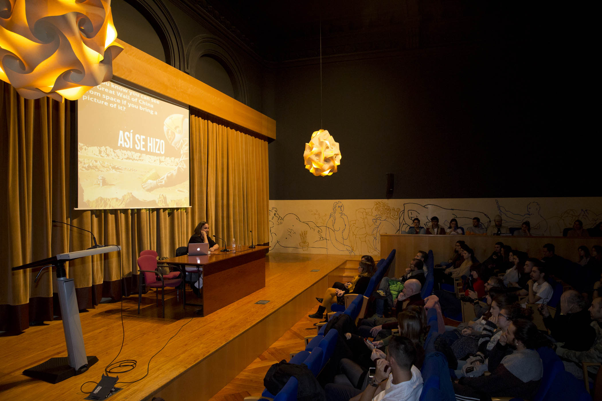 Conferencia de Cristina de Middel en la Esdir