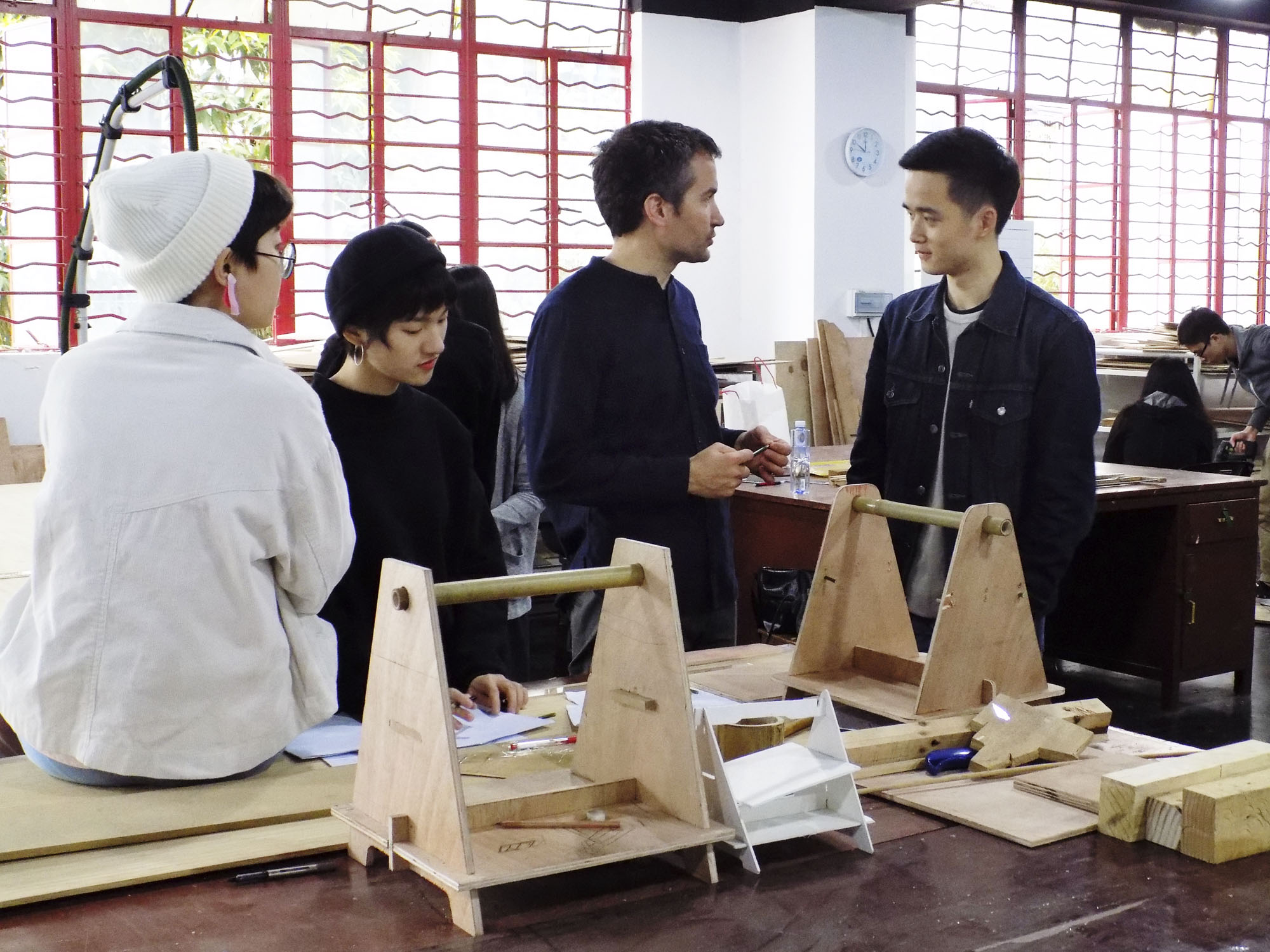 Conferencia Exploring Bamboo. Lunes a las 11h. en el Salón de Actos