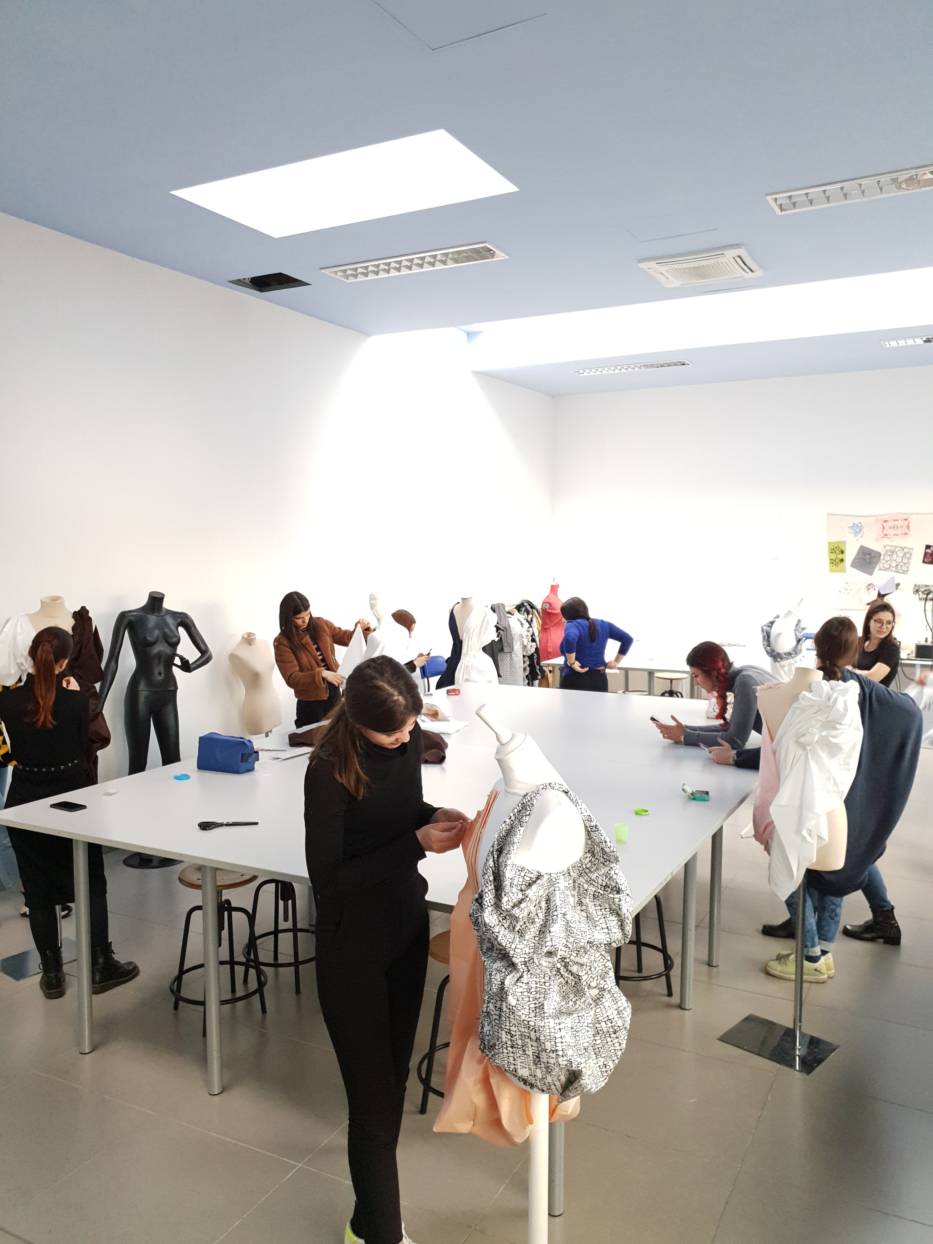 Taller "Tecniche creative per la moda eco sostenibile" en Brescia
