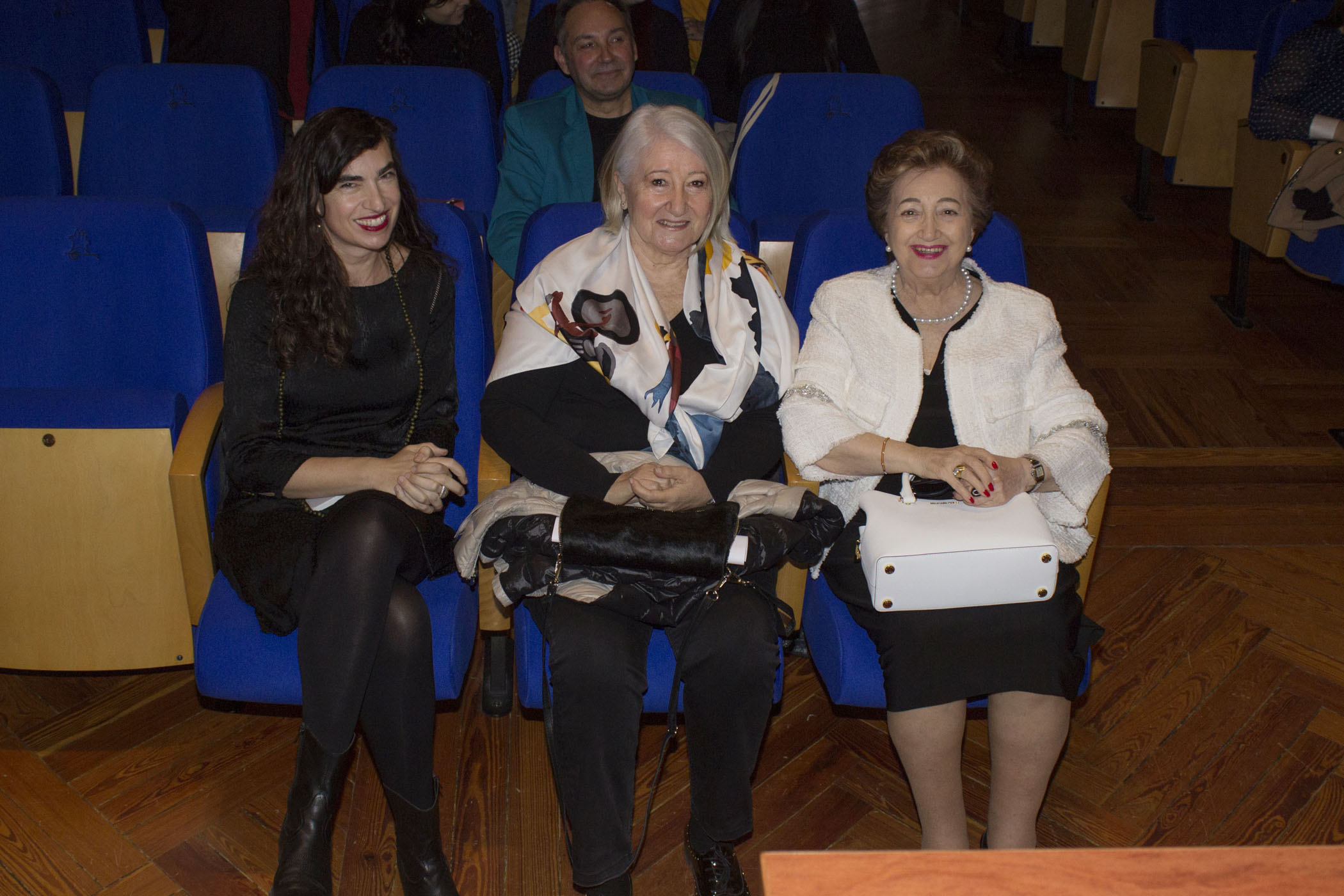 Lourdes Cerrillo.  Conferencia "Daniel González y el Club R-26"