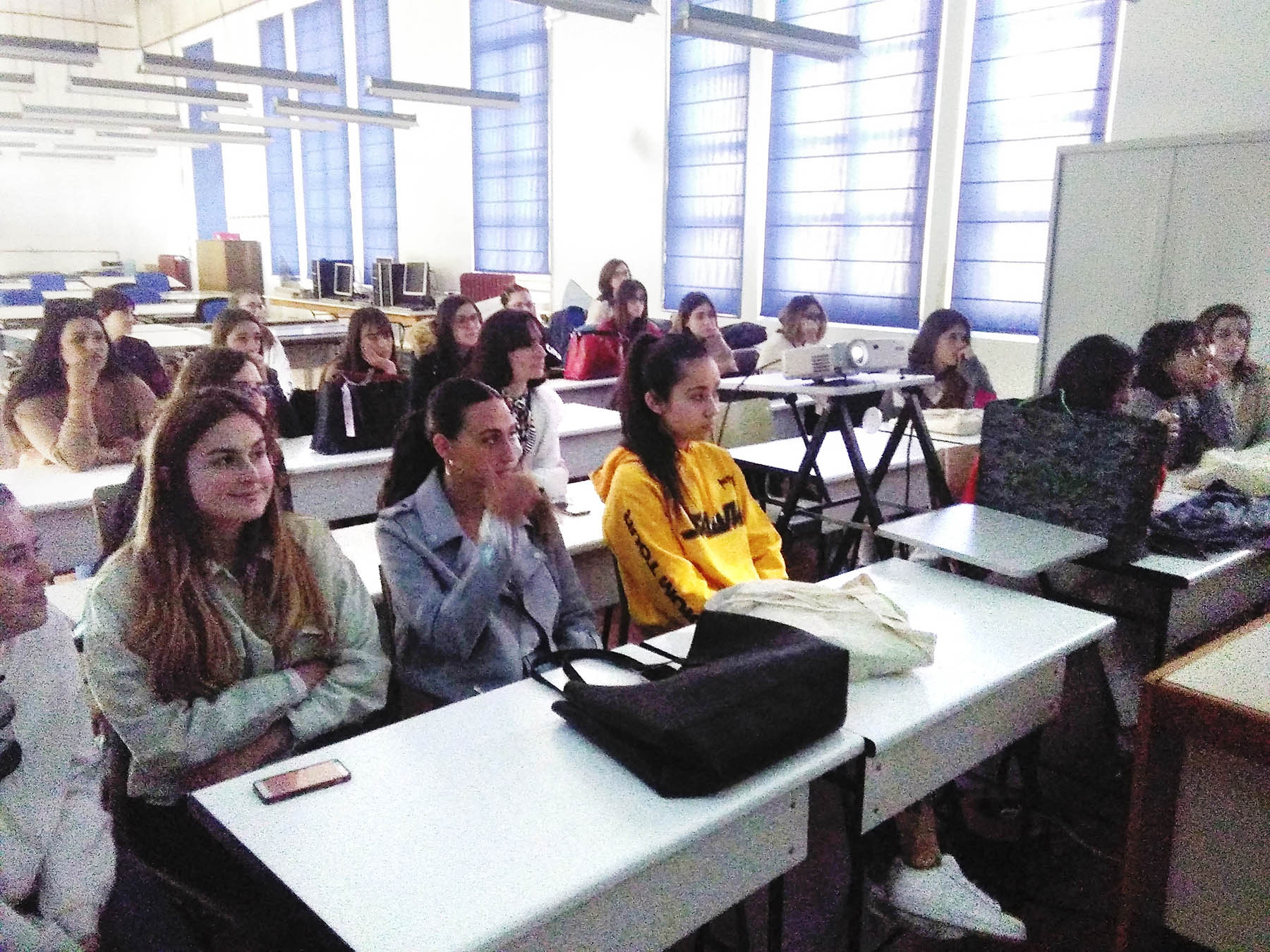 Charla de Adrián Barquín sobre estampados textiles