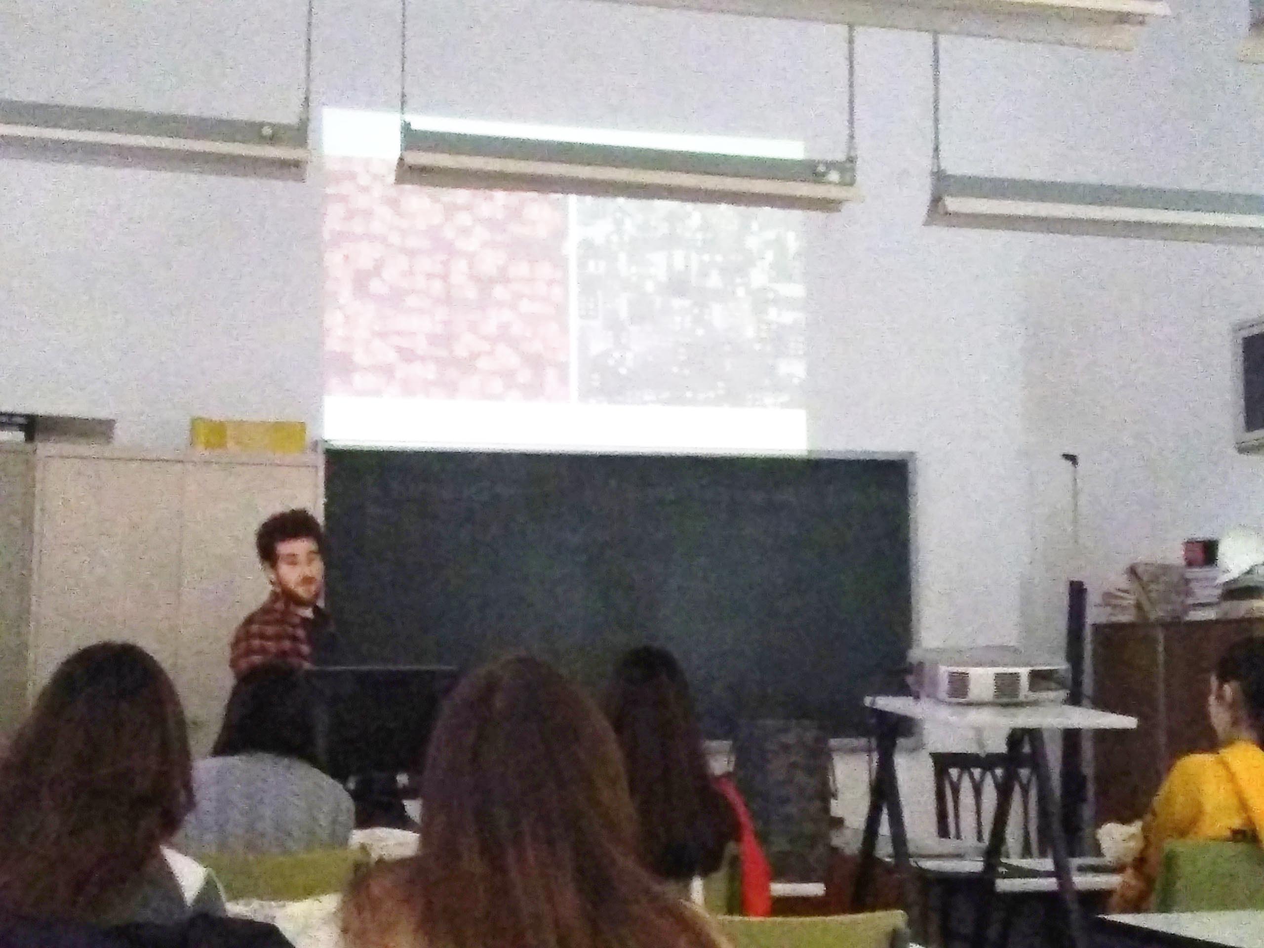 Charla de Adrián Barquín sobre estampados textiles