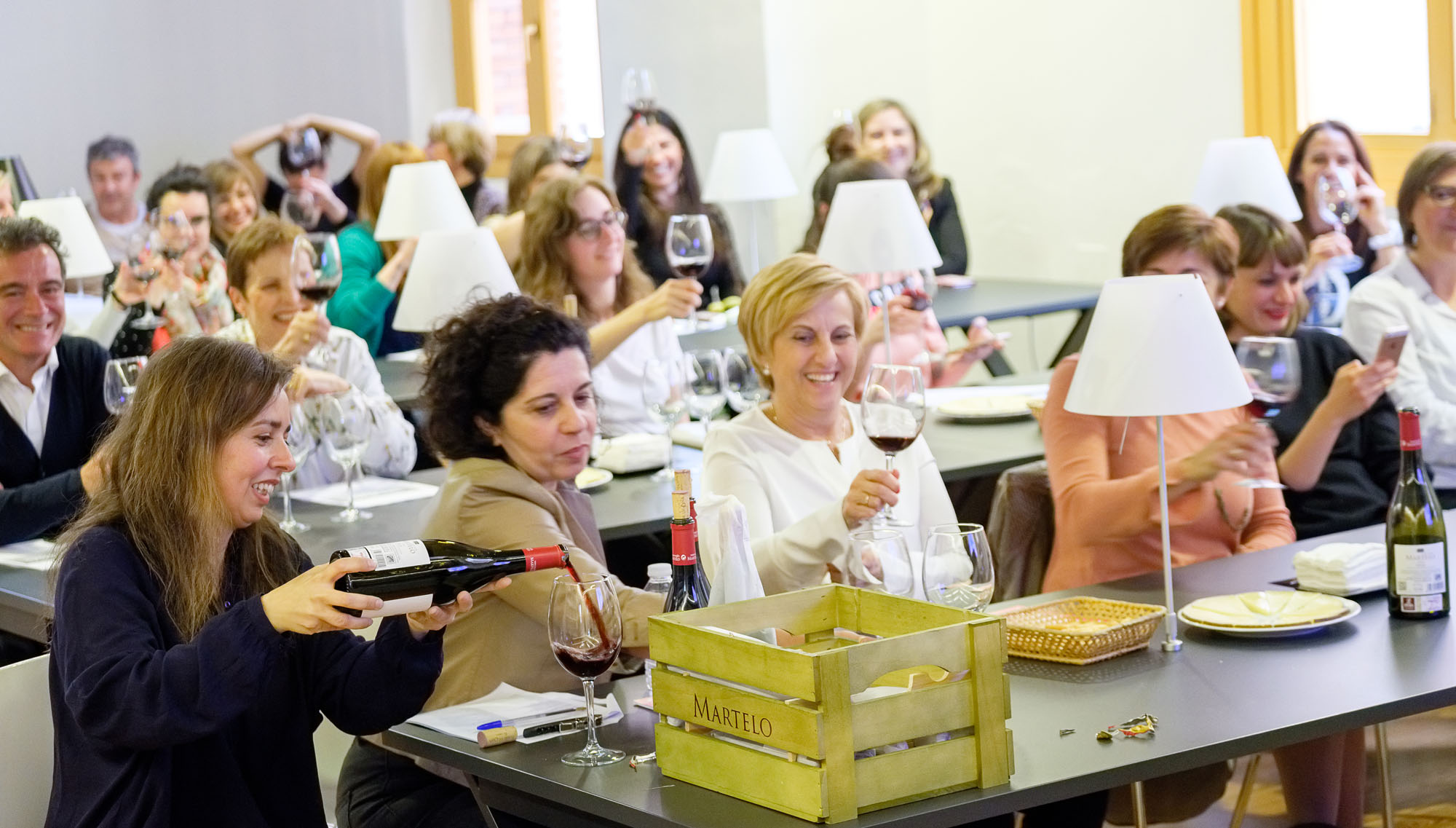 Ladies, Wine & Design en la Esdir