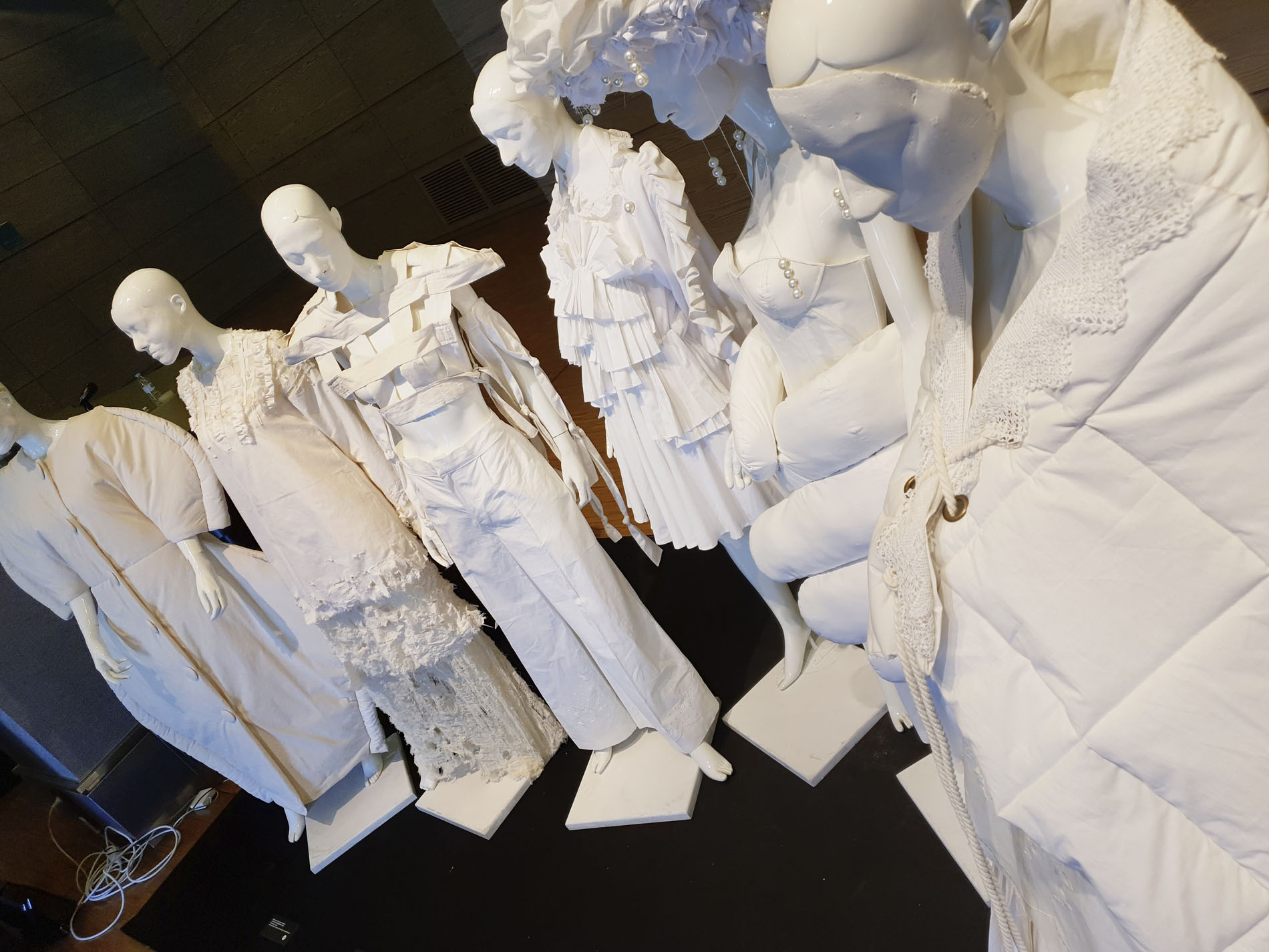 El Museo del Traje expone el vestuario para La Casa de Bernarda Alba