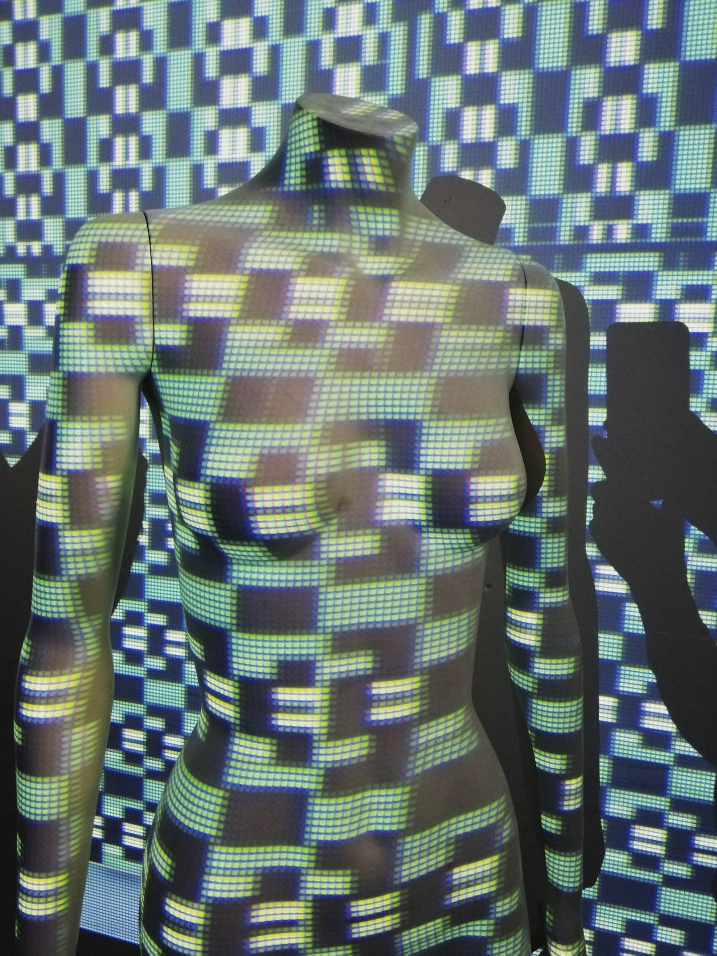 Taller “Color y textiles” de la profesora Laura Reynés