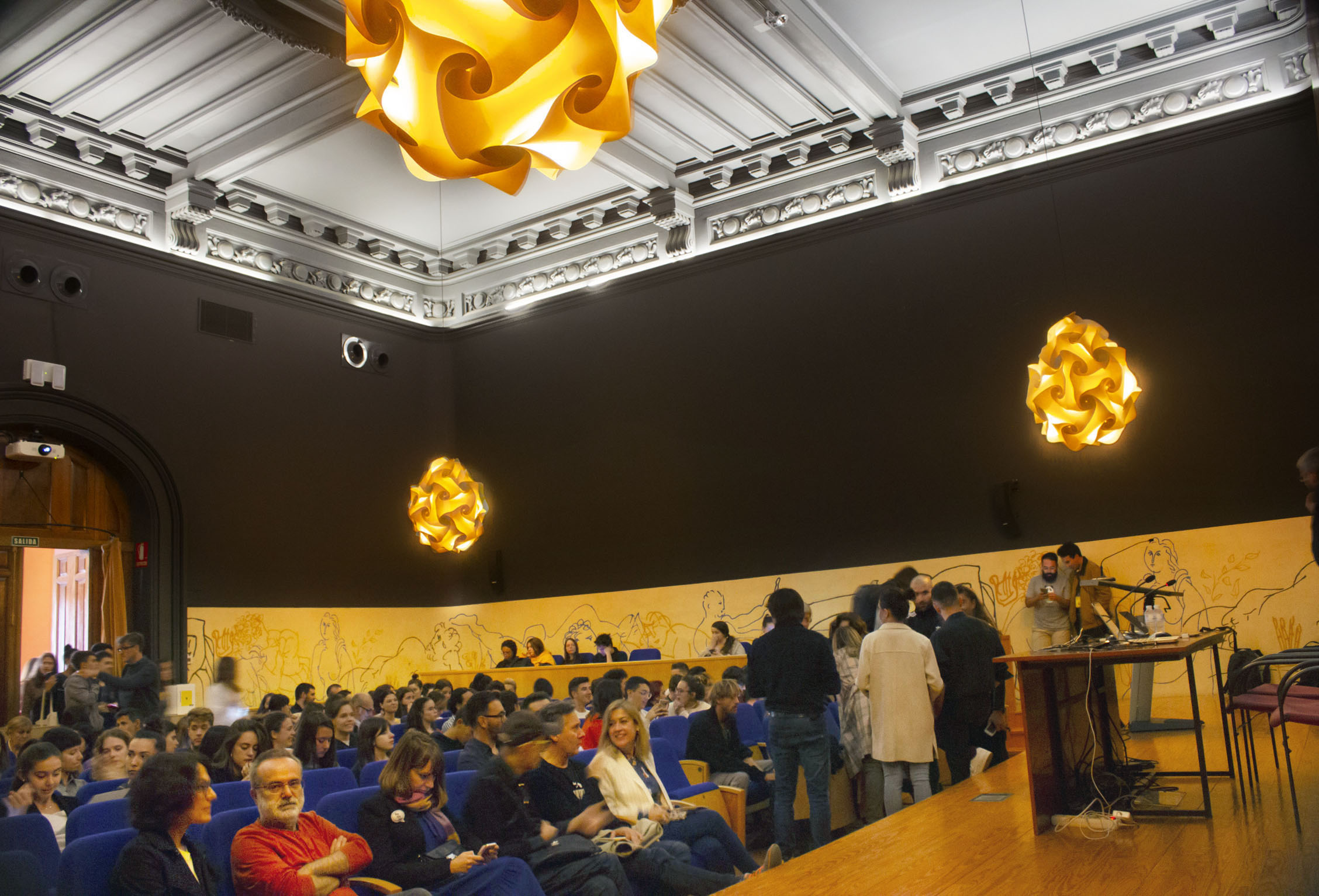 Conferencia de Koln Studio en la Esdir