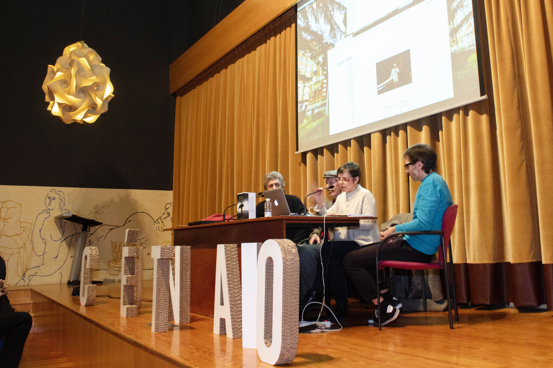 Steve Pike en la Esdir