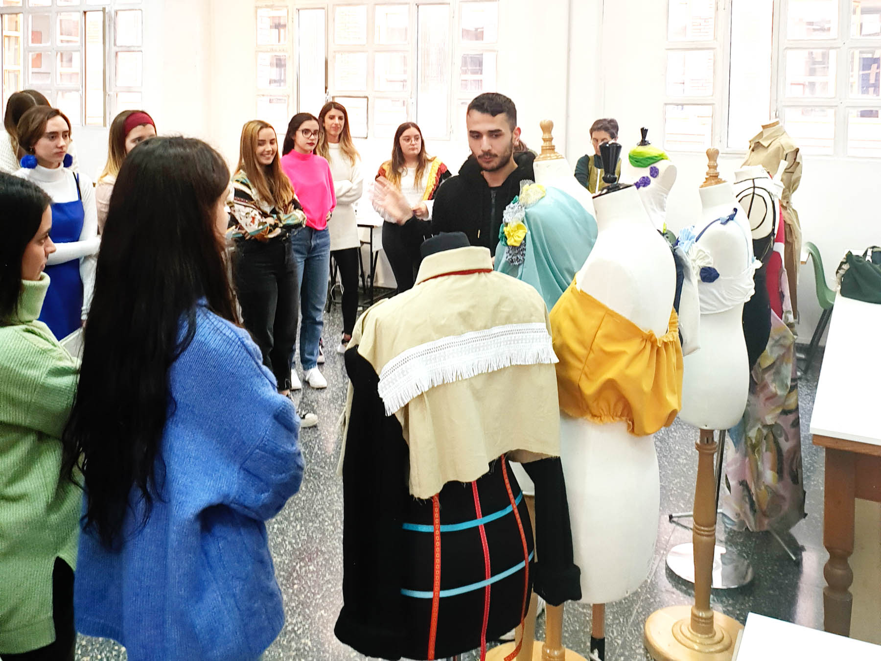 Taller de Moda Sostenible con Tytti Thusberg en la Esdir